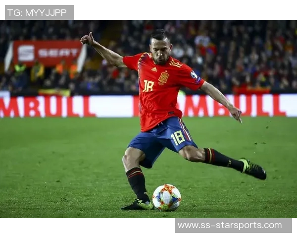 哈维盛赞阿尔巴称其为巴萨与西班牙队历史最佳左后卫