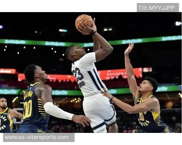 菜鸟表现出色灰熊新秀砍下27分黄蜂中锋完美7投7中贡献14分